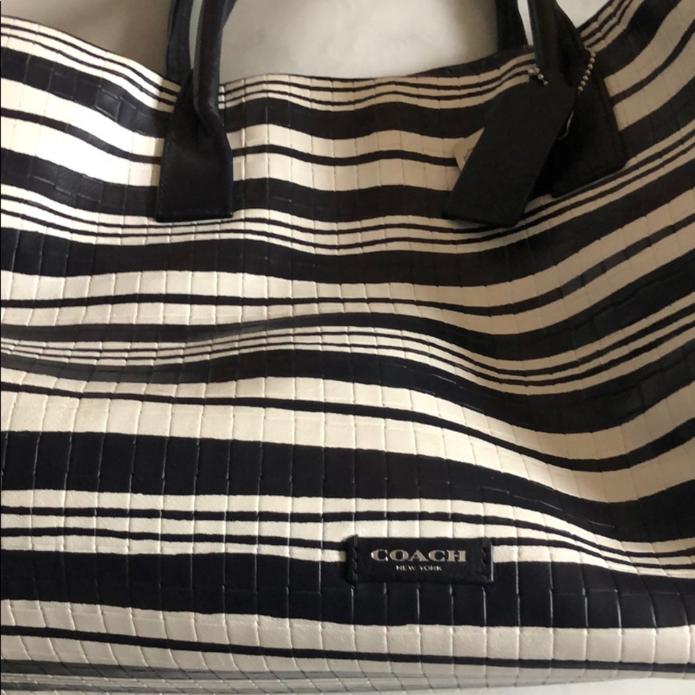 Coach Purse - Picture 3 of 5
